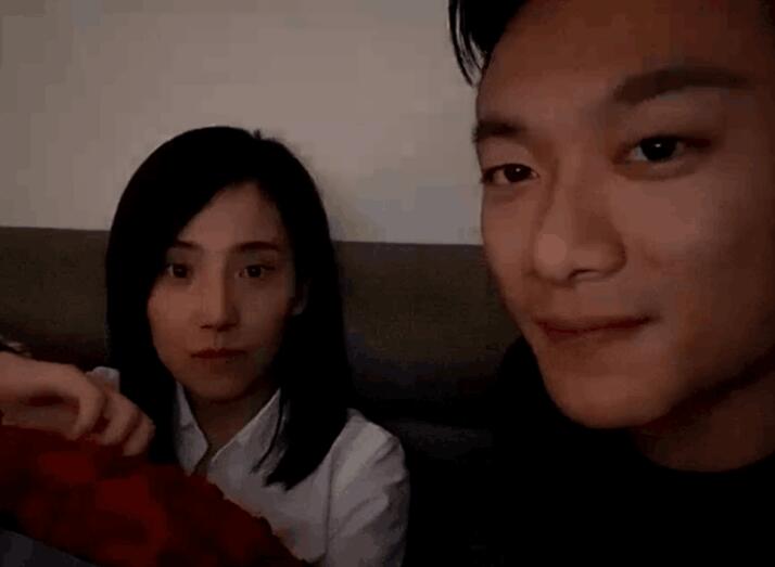 熊猫TV2016年最大直播表白:洋气黄一万八与祖祖小姨妈 热点评论 第4张 熊猫TV2016年最大直播表白:洋气黄一万八与祖祖小姨妈 热点评论 第4张