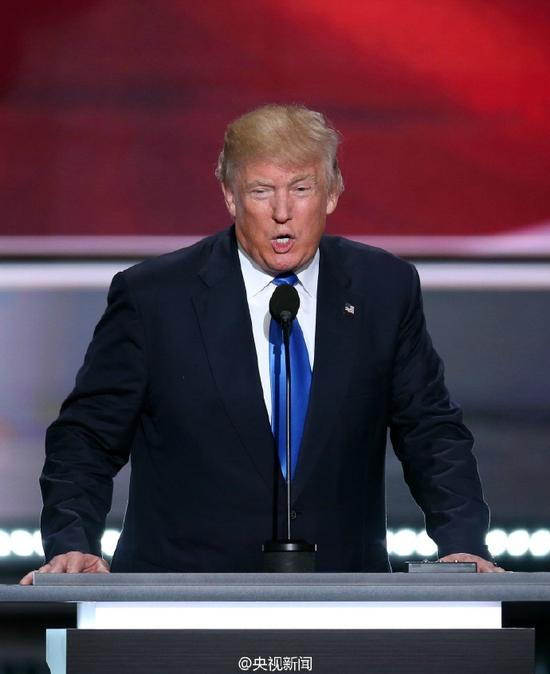 特朗普当选美国总统 希拉里今晚不发表败选演说 热点评论 J6z_-fxxneua4553327.jpg 特朗普当选美国总统 希拉里今晚不发表败选演说 热点评论