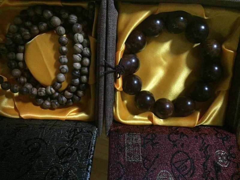 微信图片_20181015093414.jpg 与佛有缘，接好运；把所有的不快乐给昨天，把所有的希望给明天，把所有的努力给今天。 生活随笔